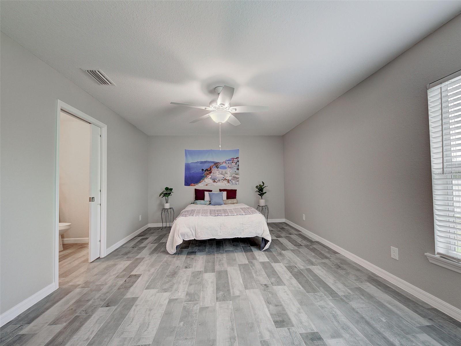 Image 20 of 74 For 10437 Grail Avenue