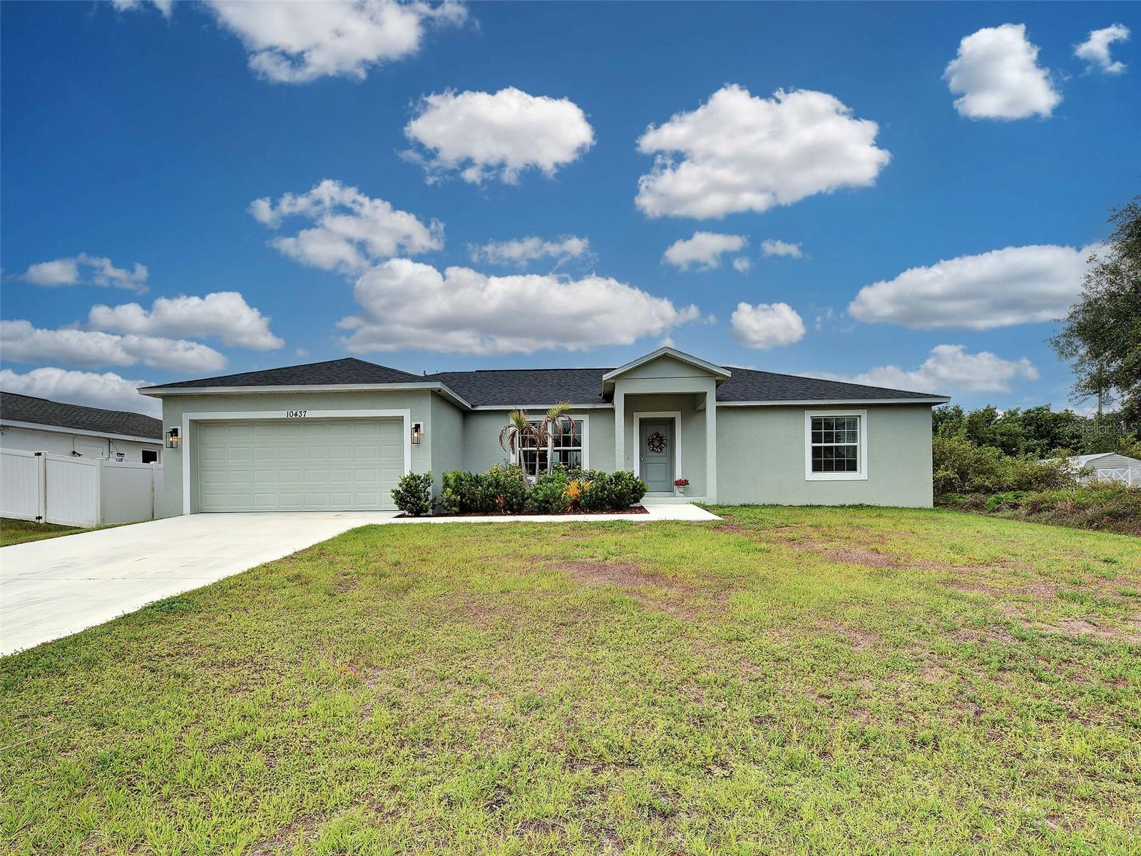 Image 3 of 74 For 10437 Grail Avenue