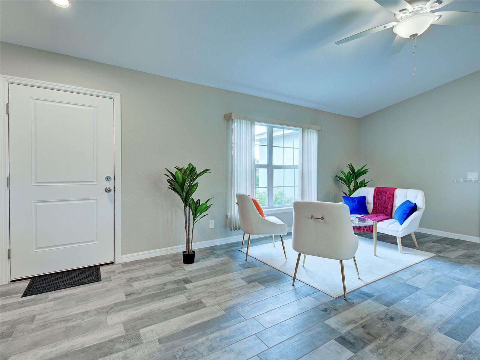 Image 7 of 74 For 10437 Grail Avenue