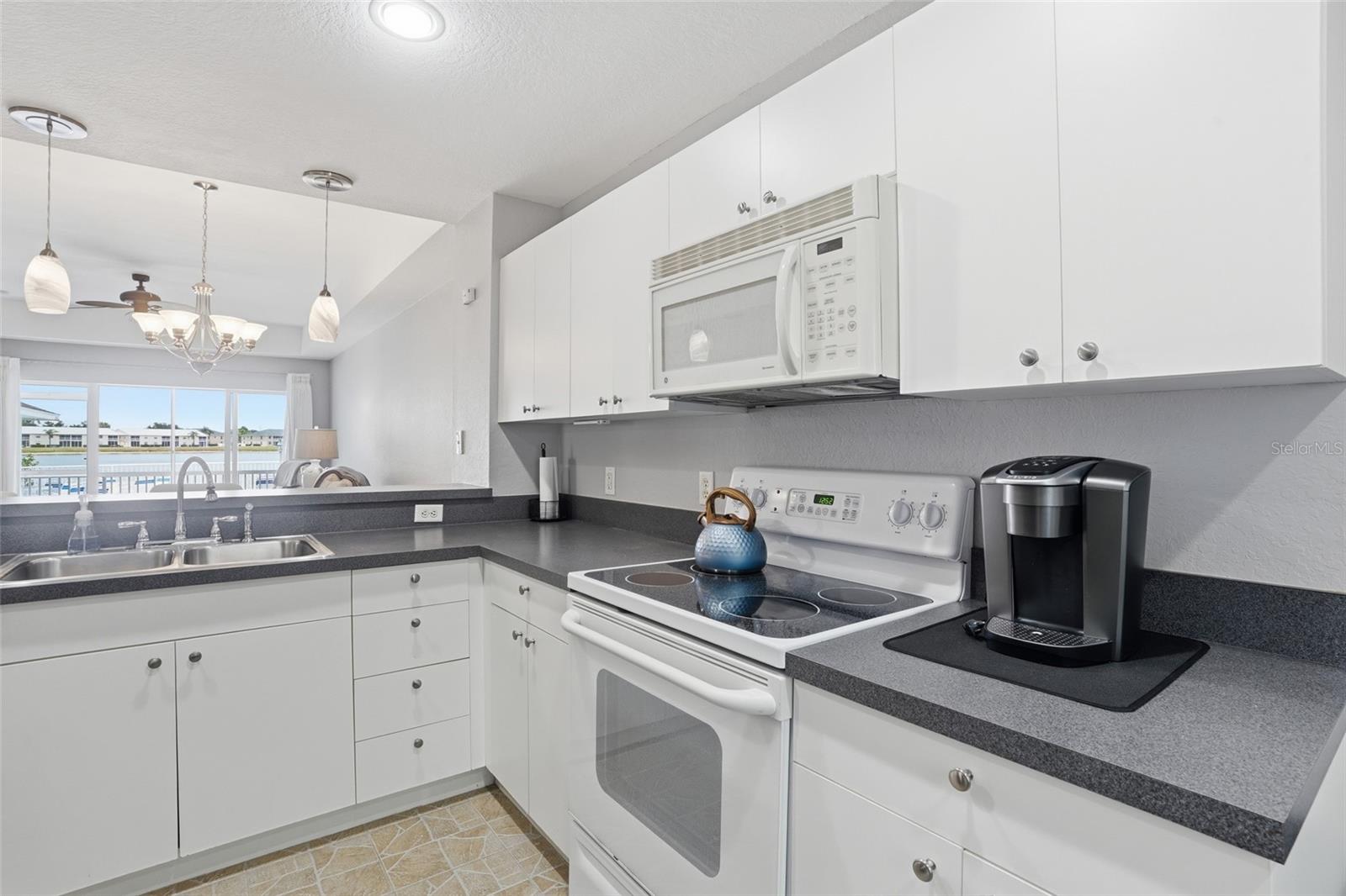 Image 5 of 26 For 1479 San Cristobal Avenue 2101