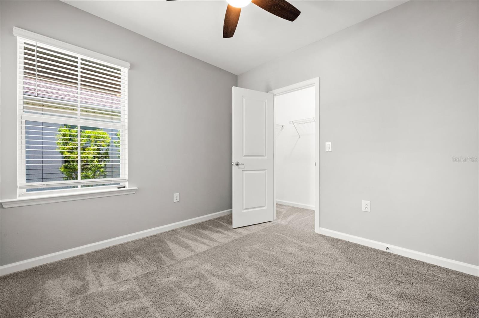 Image 22 of 57 For 44201 Kelly Drive
