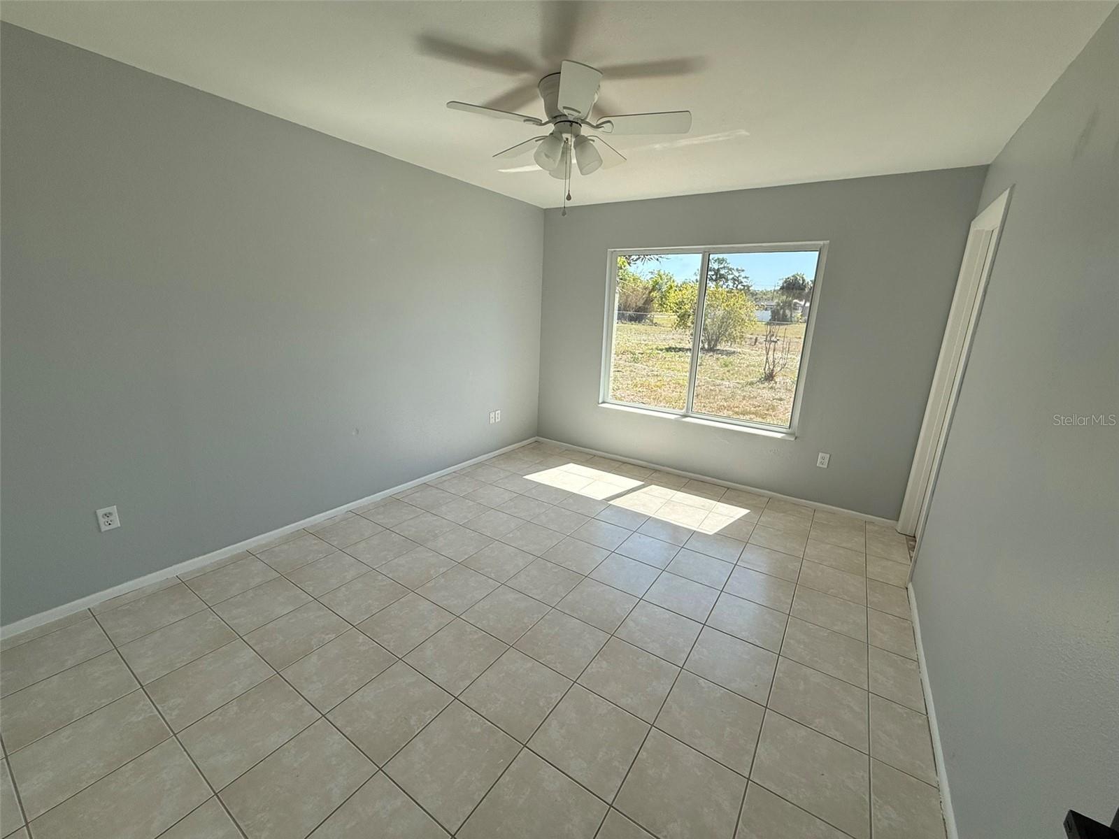 Image 13 of 19 For 3236 Montclair Circle