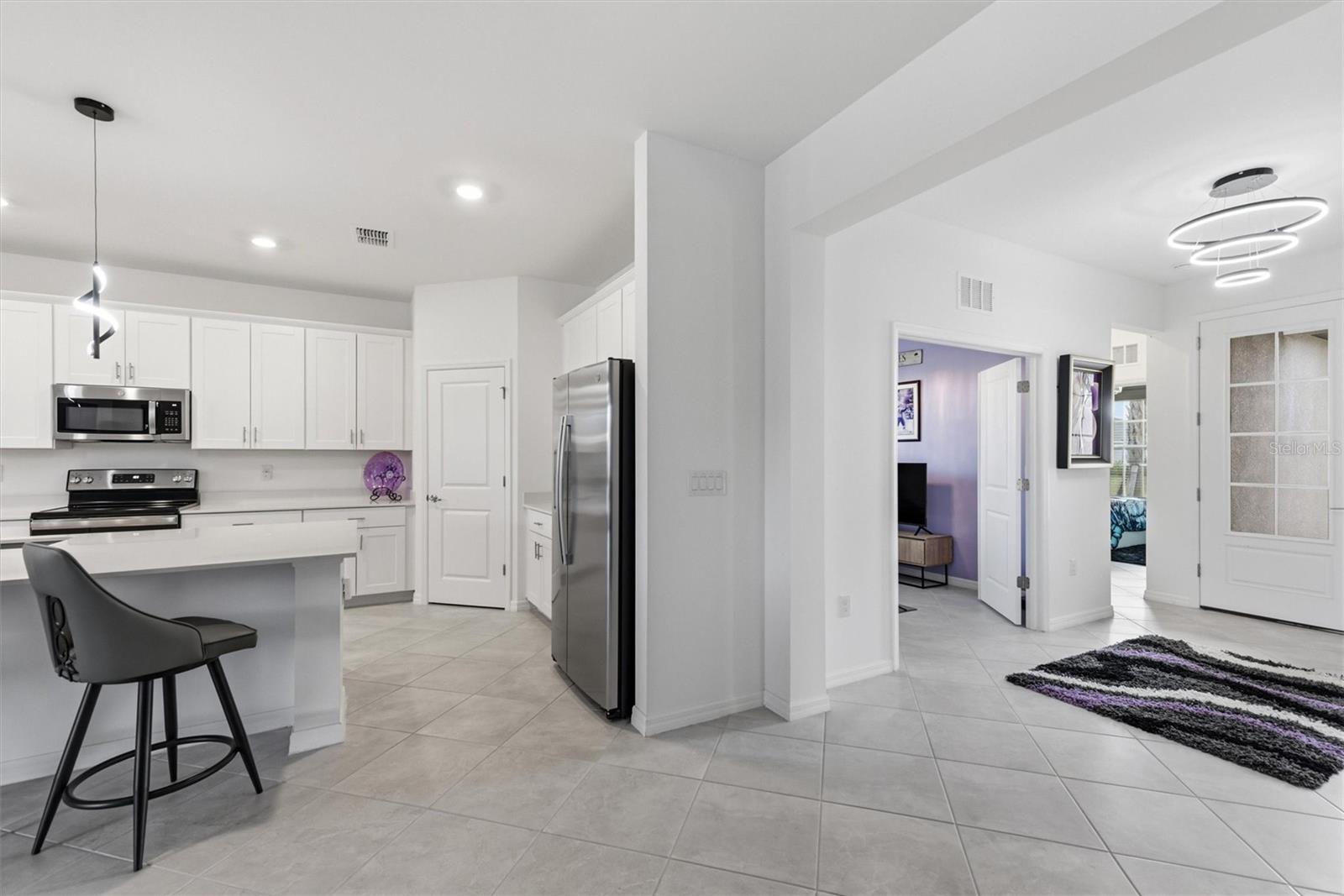 Image 21 of 68 For 16283 Alcira Circle