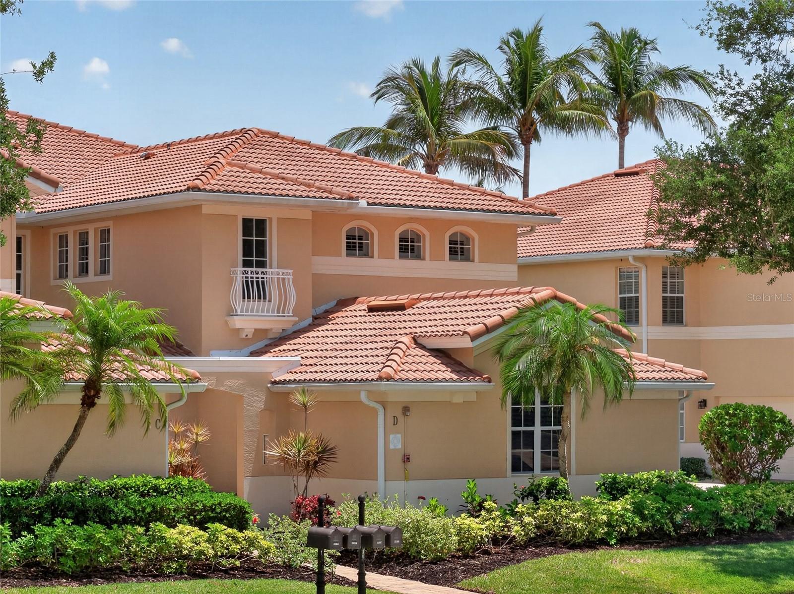 Image 3 of 57 For 3336 Sunset Key Circle D