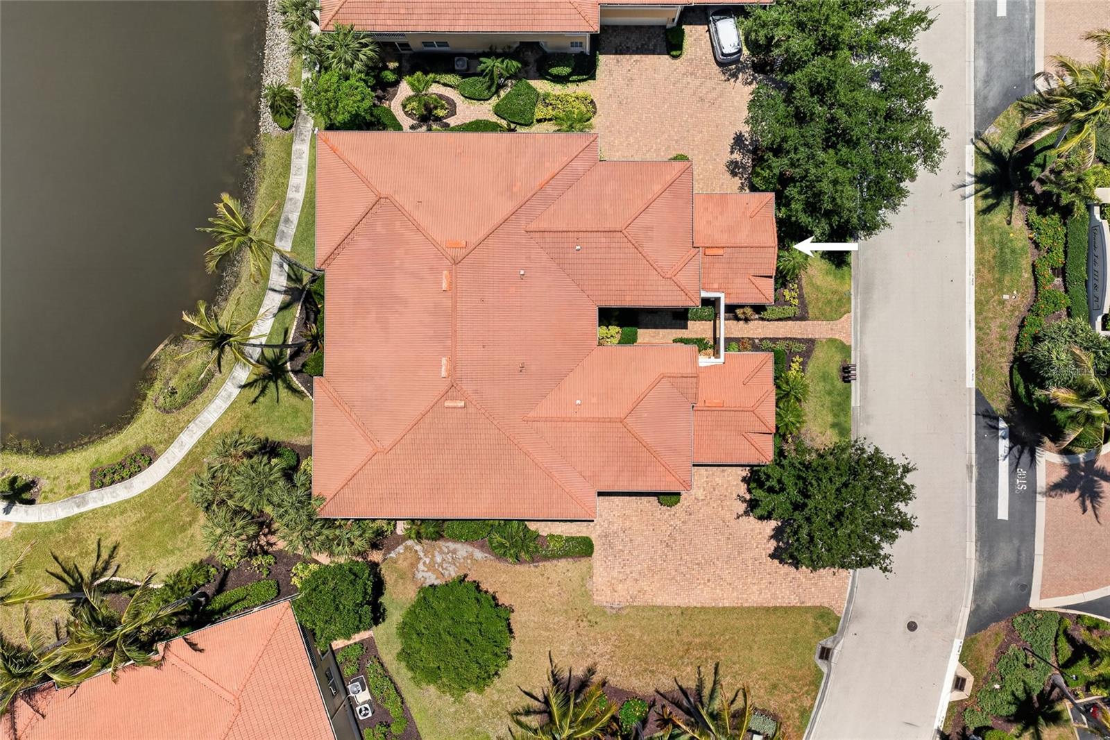 Image 46 of 57 For 3336 Sunset Key Circle D