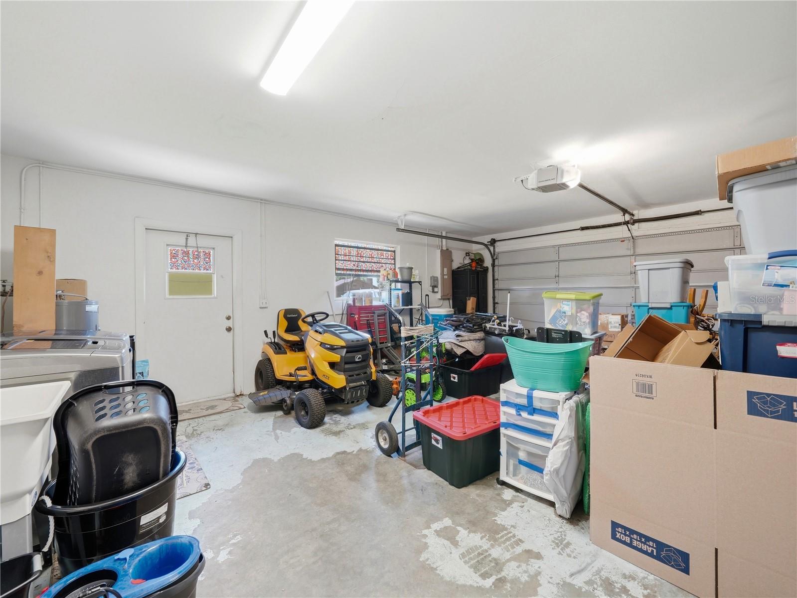 Image 24 of 50 For 1711 Lake Clay Drive