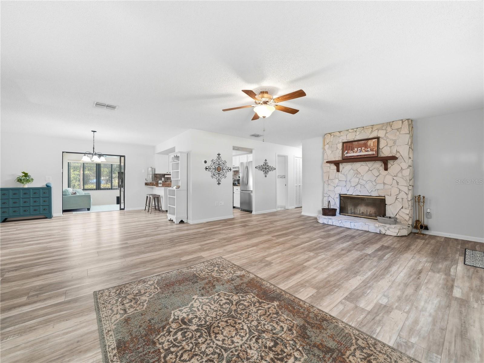 Image 30 of 50 For 1711 Lake Clay Drive