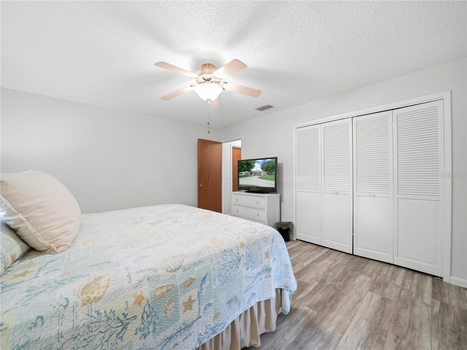 Image 33 of 50 For 1711 Lake Clay Drive