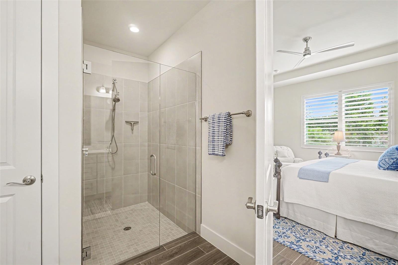 Image 16 of 81 For 44356 Panther Drive