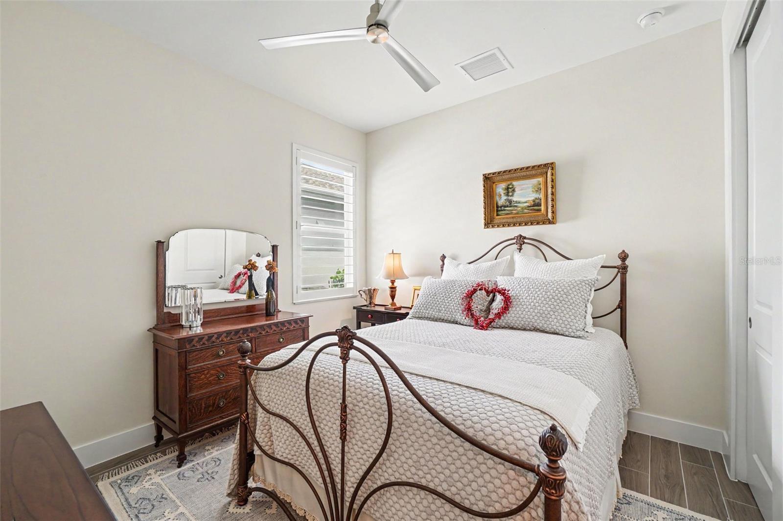 Image 17 of 81 For 44356 Panther Drive