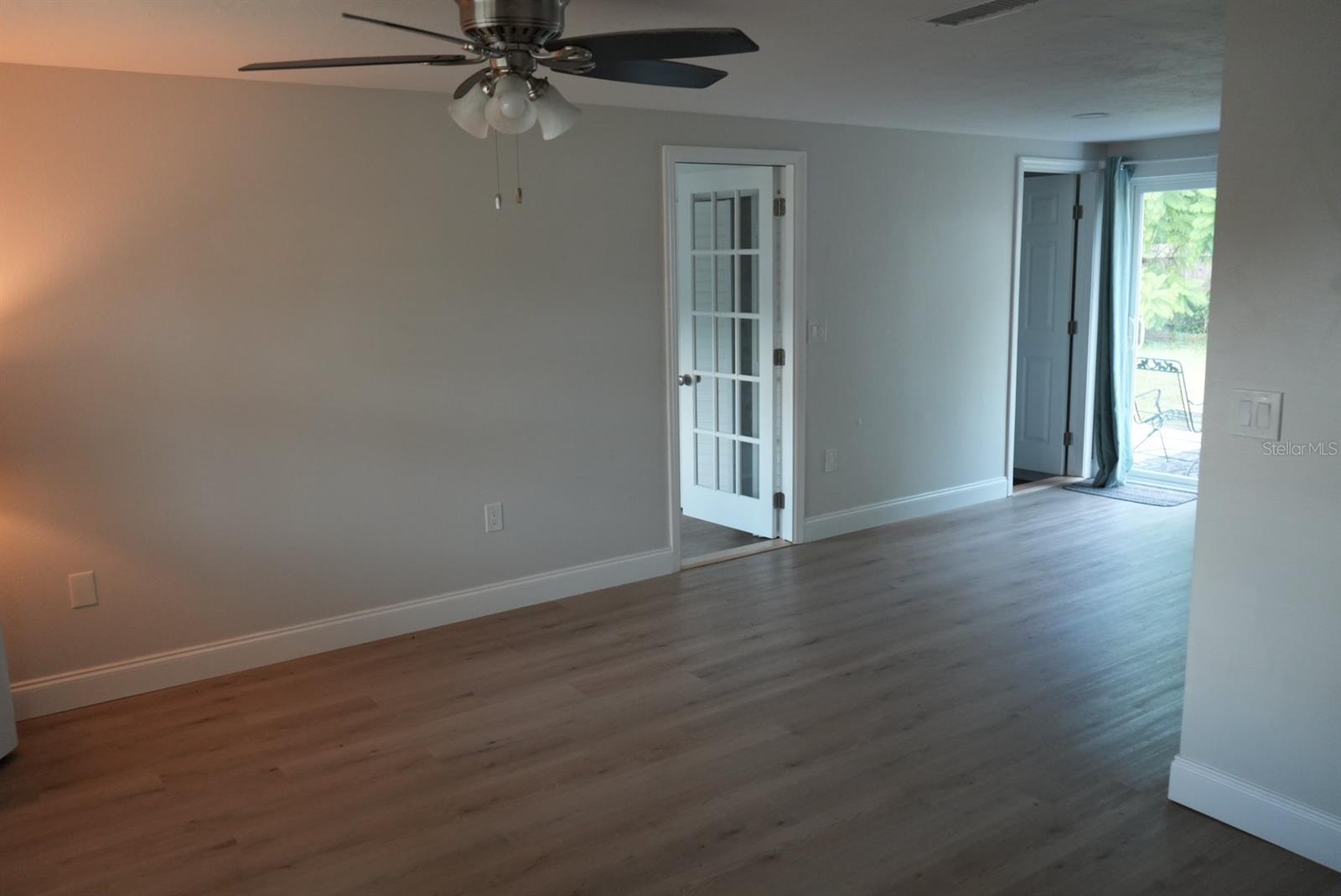 Image 2 of 9 For 972 Ponderosa Road