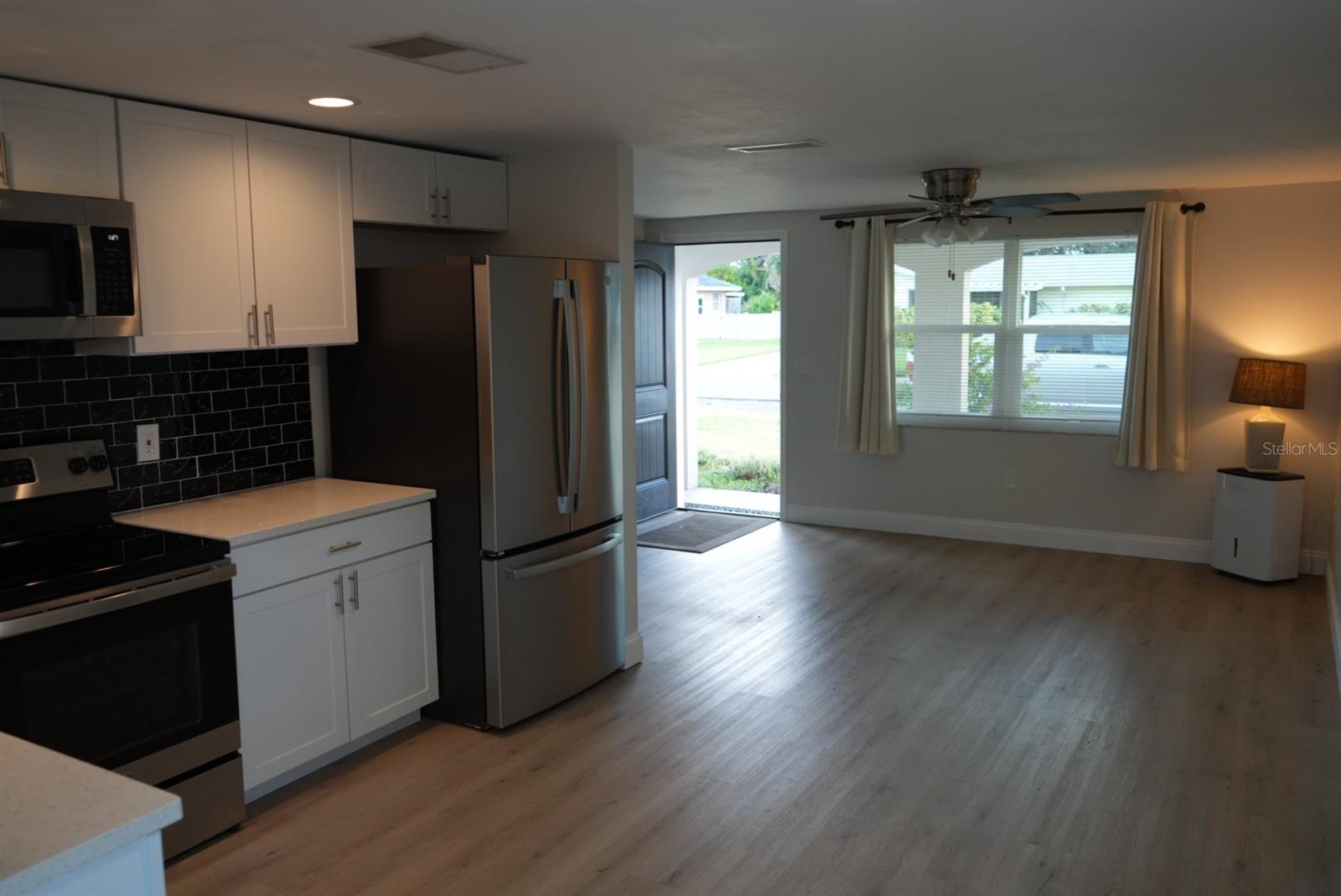 Image 3 of 9 For 972 Ponderosa Road