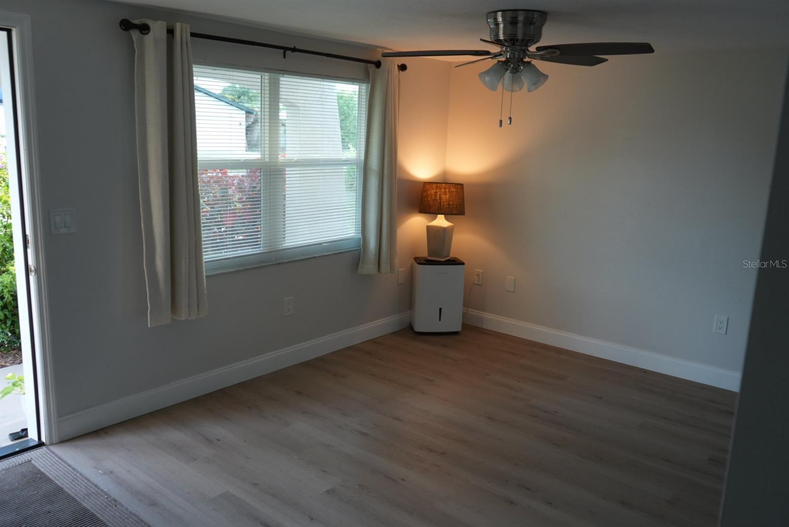 Image 6 of 9 For 972 Ponderosa Road