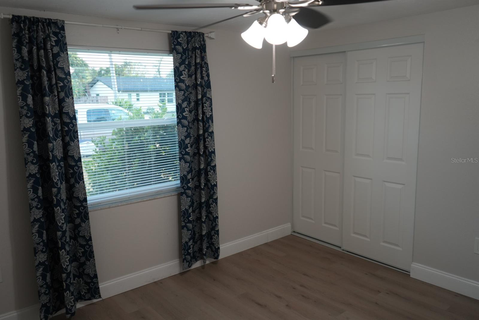 Image 7 of 9 For 972 Ponderosa Road