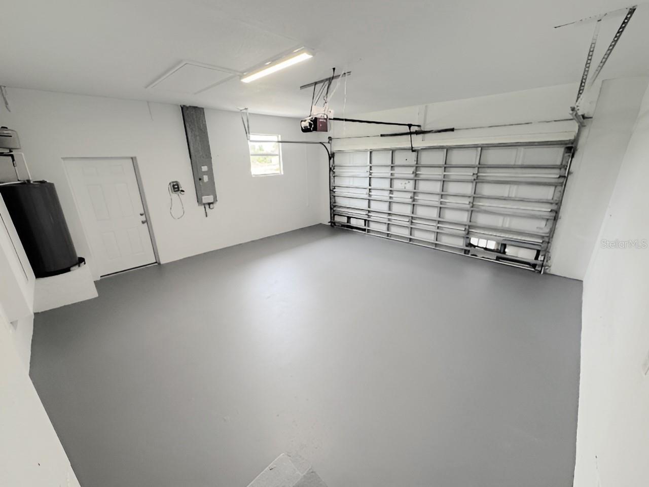 Image 17 of 18 For 13982 Naylor Avenue