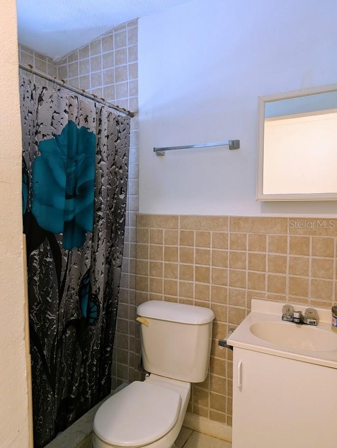 Image 15 of 18 For 27185 Whitman Avenue