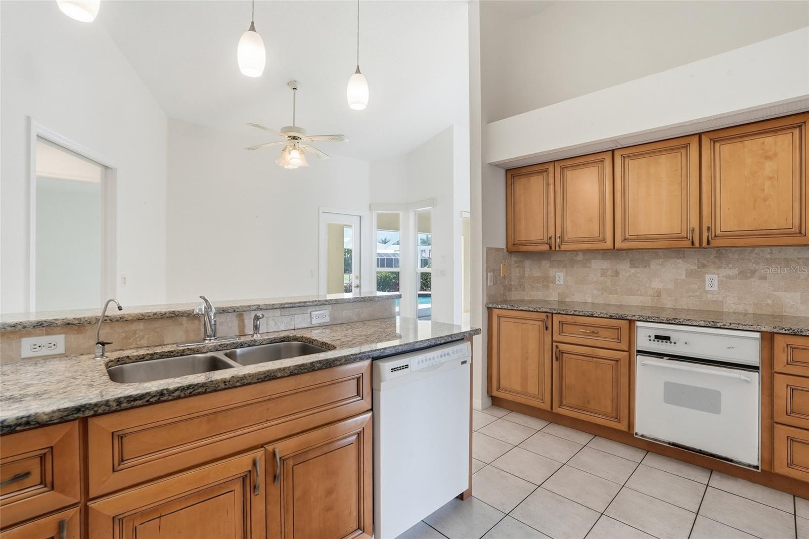 Image 14 of 42 For 1128 Rum Cay Court