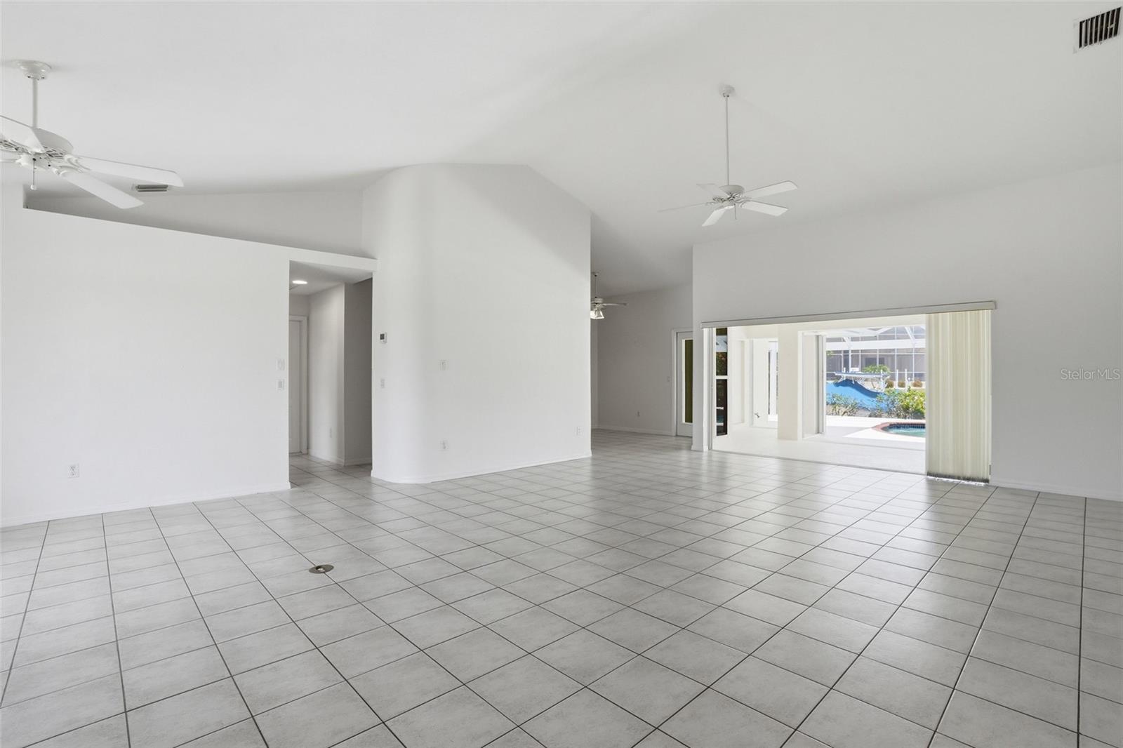 Image 6 of 42 For 1128 Rum Cay Court