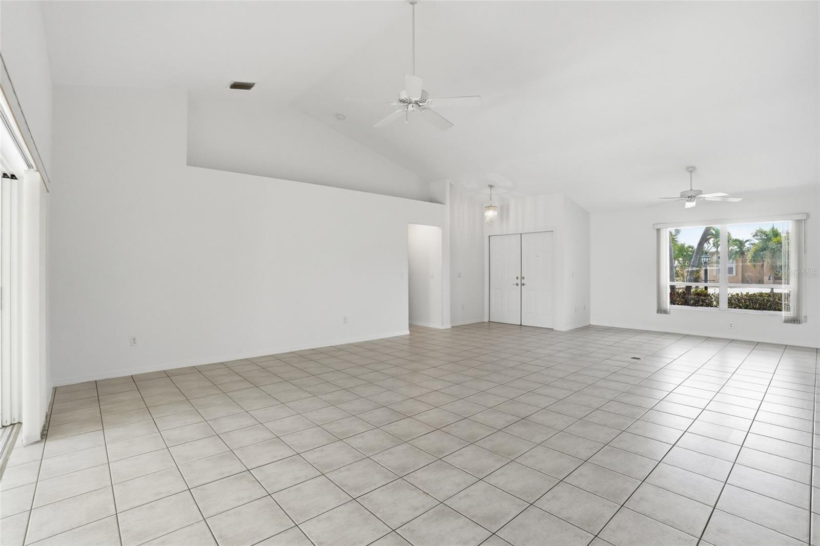 Image 8 of 42 For 1128 Rum Cay Court