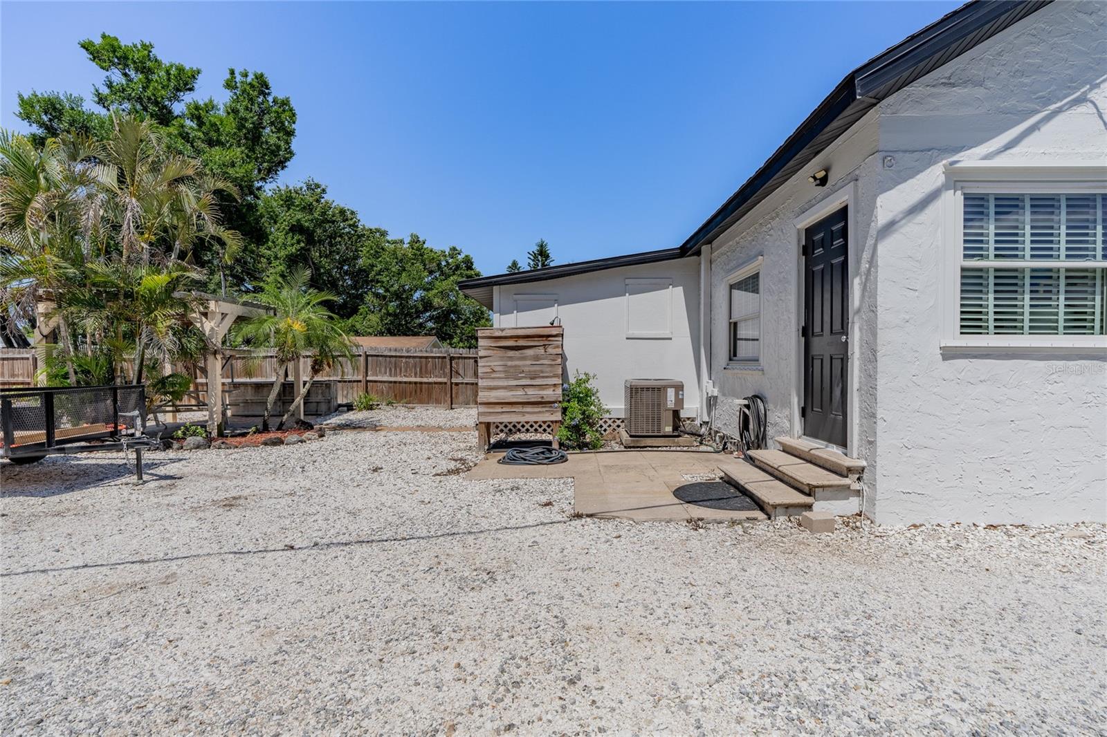 Image 45 of 48 For 928 Groveland Avenue