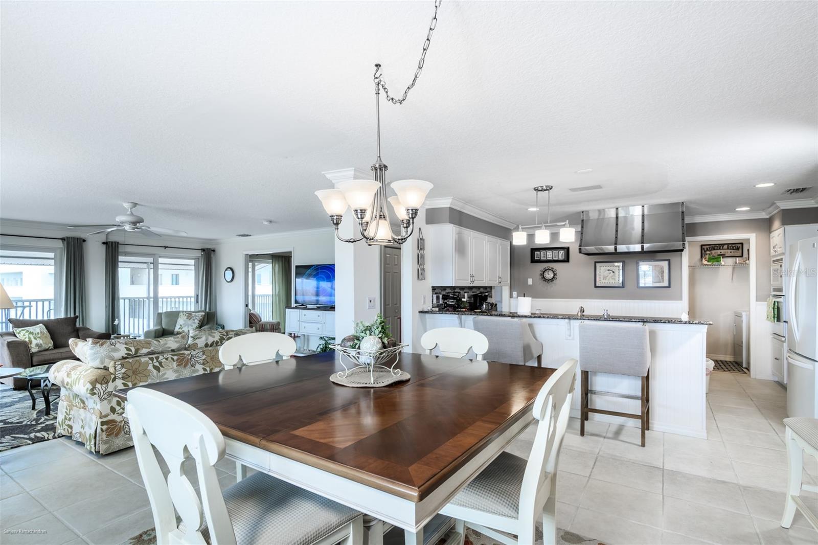 Image 28 of 82 For 1477 Park Beach Circle 33