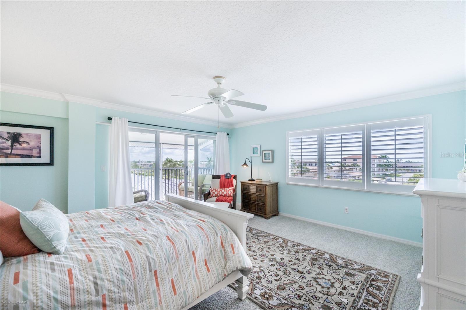 Image 38 of 82 For 1477 Park Beach Circle 33