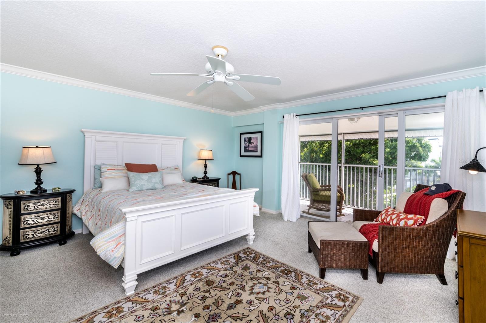 Image 40 of 82 For 1477 Park Beach Circle 33