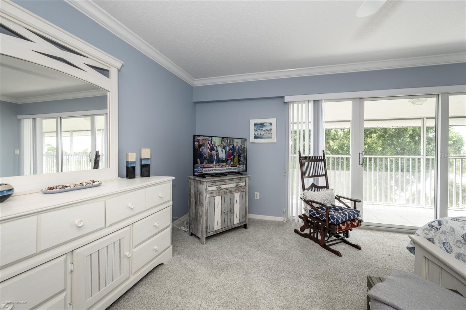 Image 64 of 82 For 1477 Park Beach Circle 33