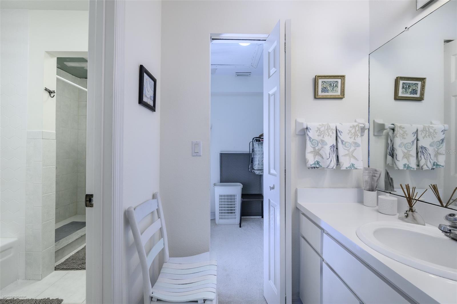 Image 68 of 82 For 1477 Park Beach Circle 33