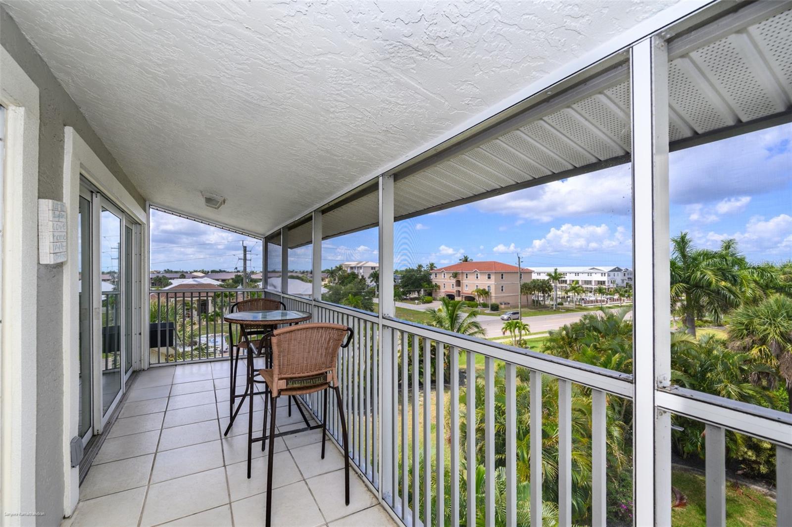 Image 73 of 82 For 1477 Park Beach Circle 33