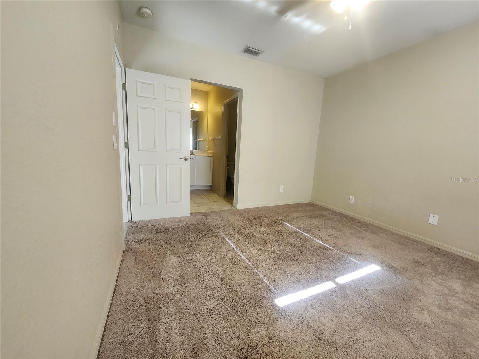 Image 12 of 18 For 1490 San Cristobal Avenue B1
