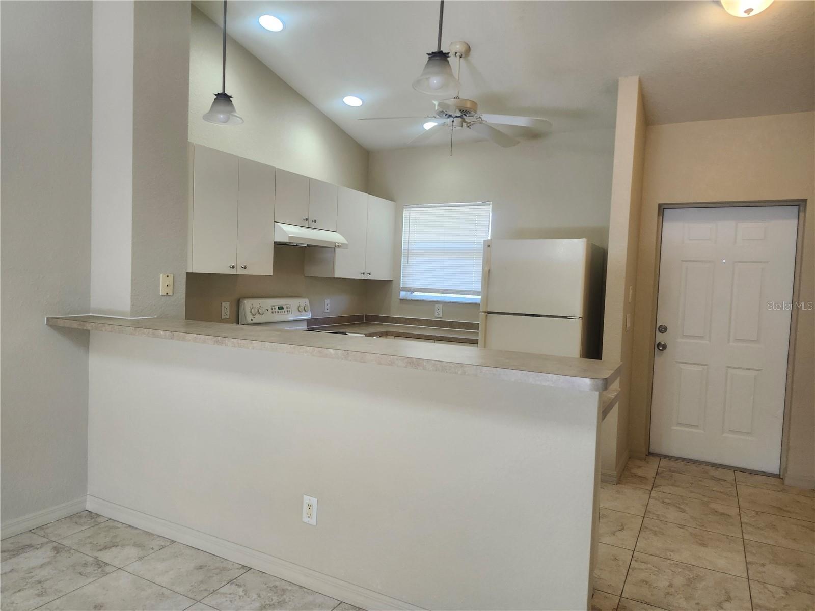 Image 4 of 18 For 1490 San Cristobal Avenue B1