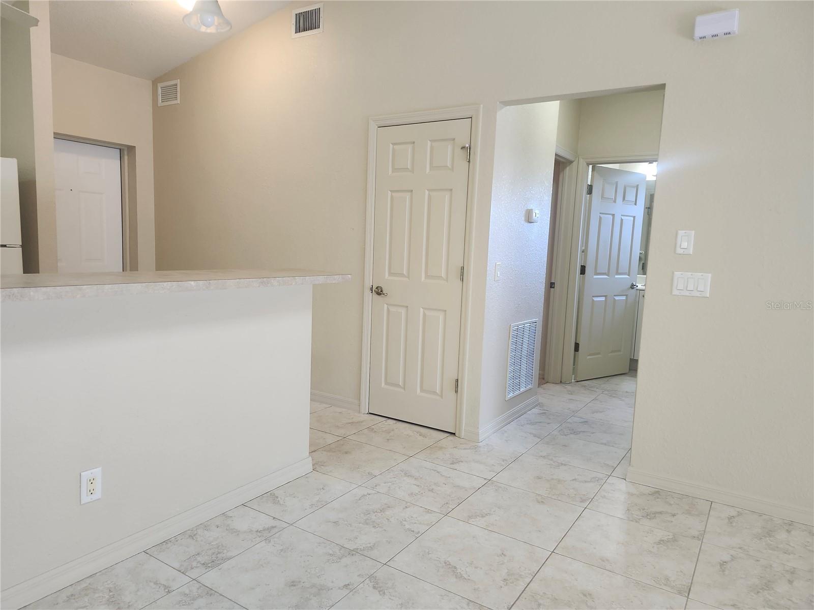 Image 6 of 18 For 1490 San Cristobal Avenue B1