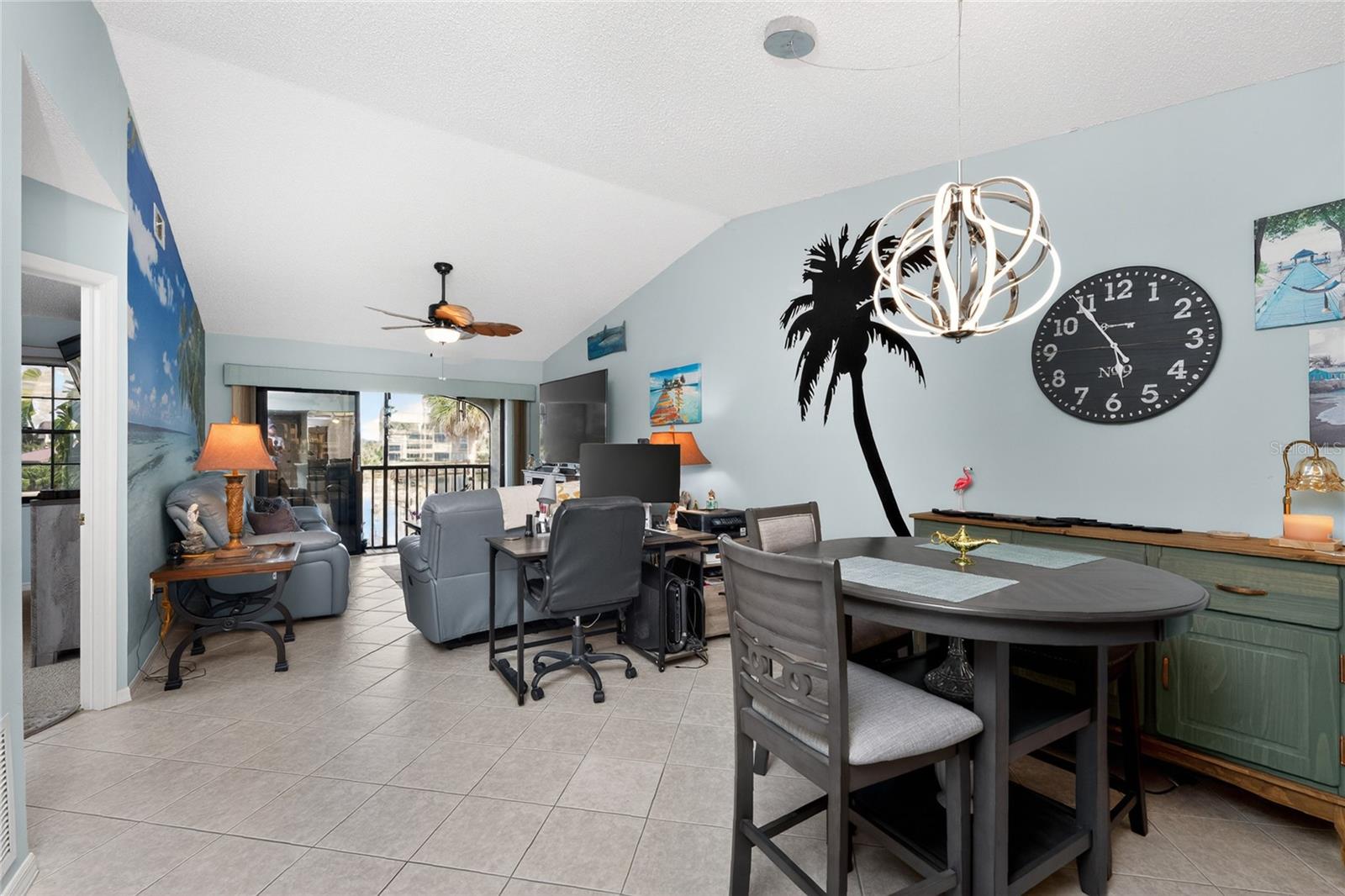 Image 12 of 87 For 23465 Harborview Road 1026
