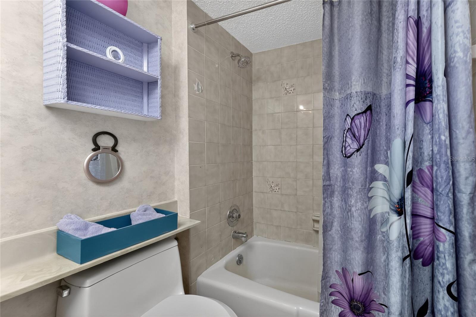 Image 33 of 87 For 23465 Harborview Road 1026