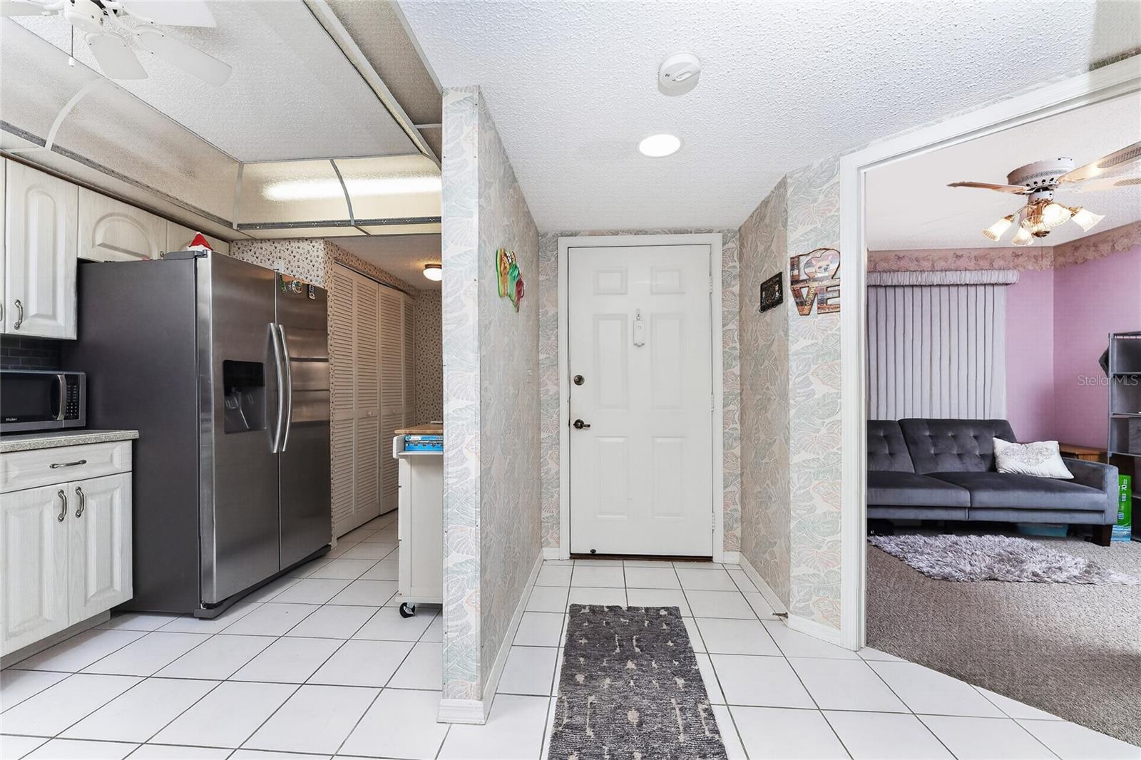 Image 4 of 87 For 23465 Harborview Road 1026