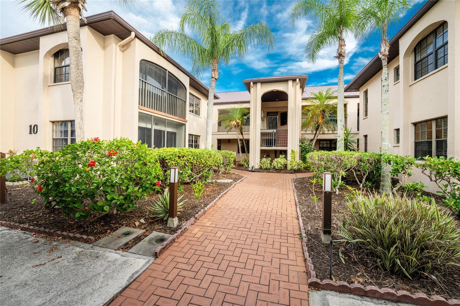 Image 44 of 87 For 23465 Harborview Road 1026