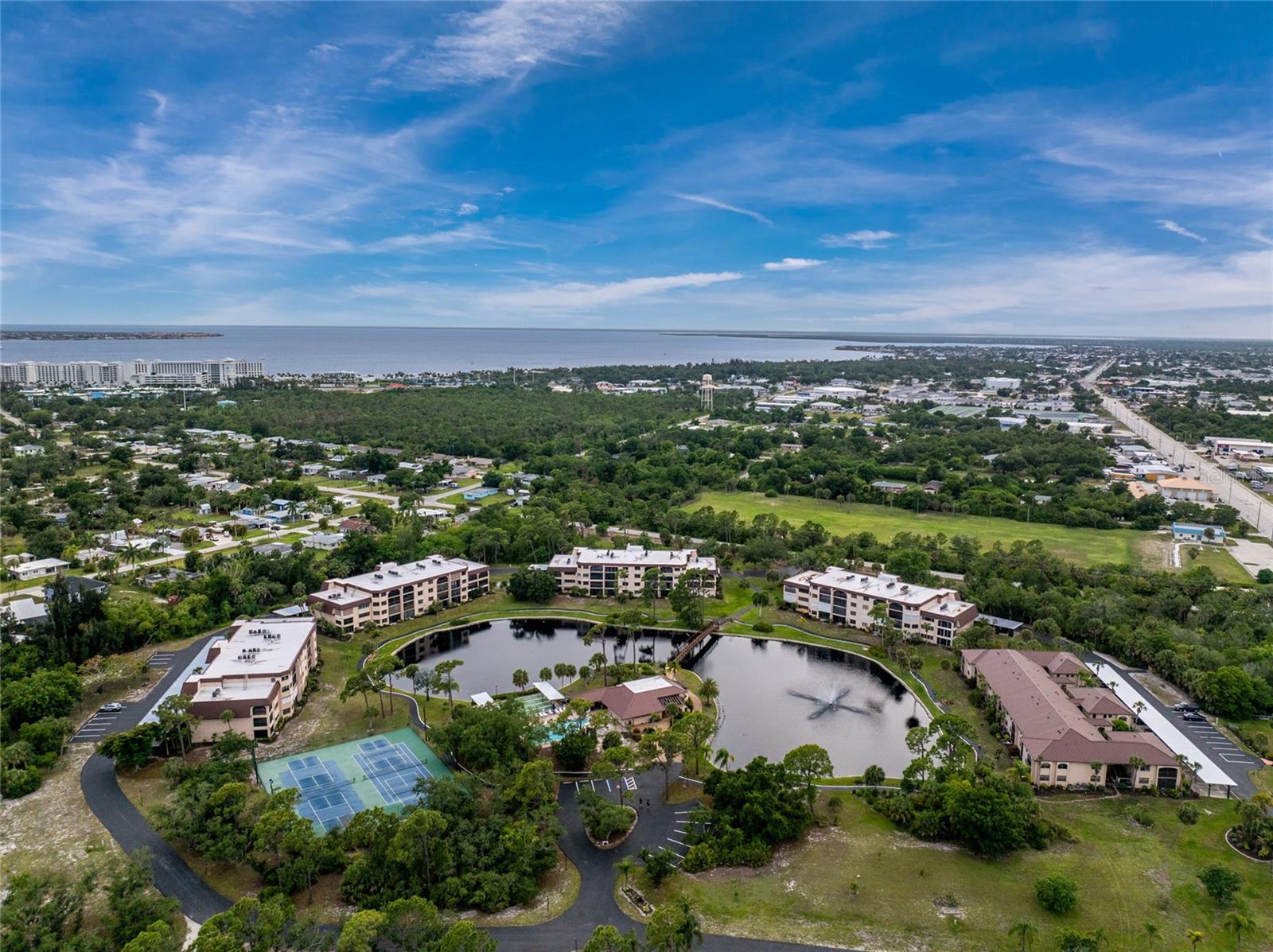 Image 83 of 87 For 23465 Harborview Road 1026