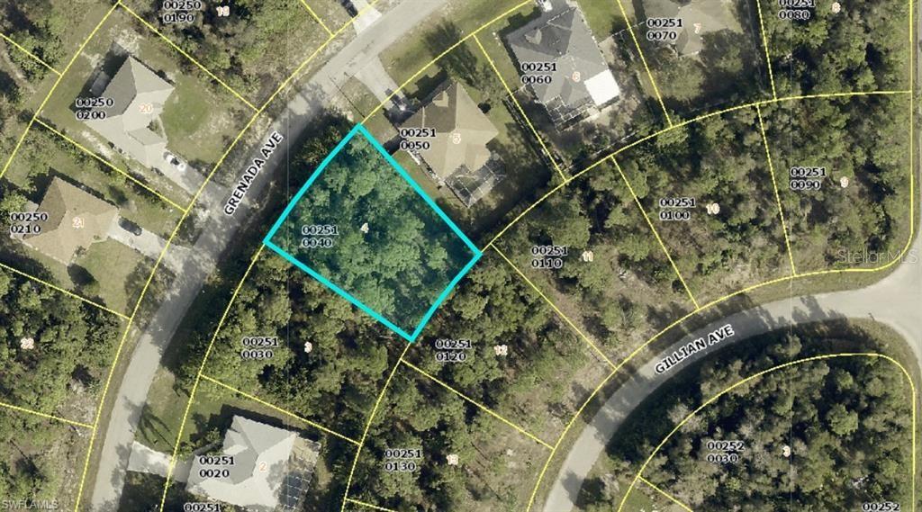 Listing Details for 811 Grenada Avenue, LEHIGH ACRES, FL 33974