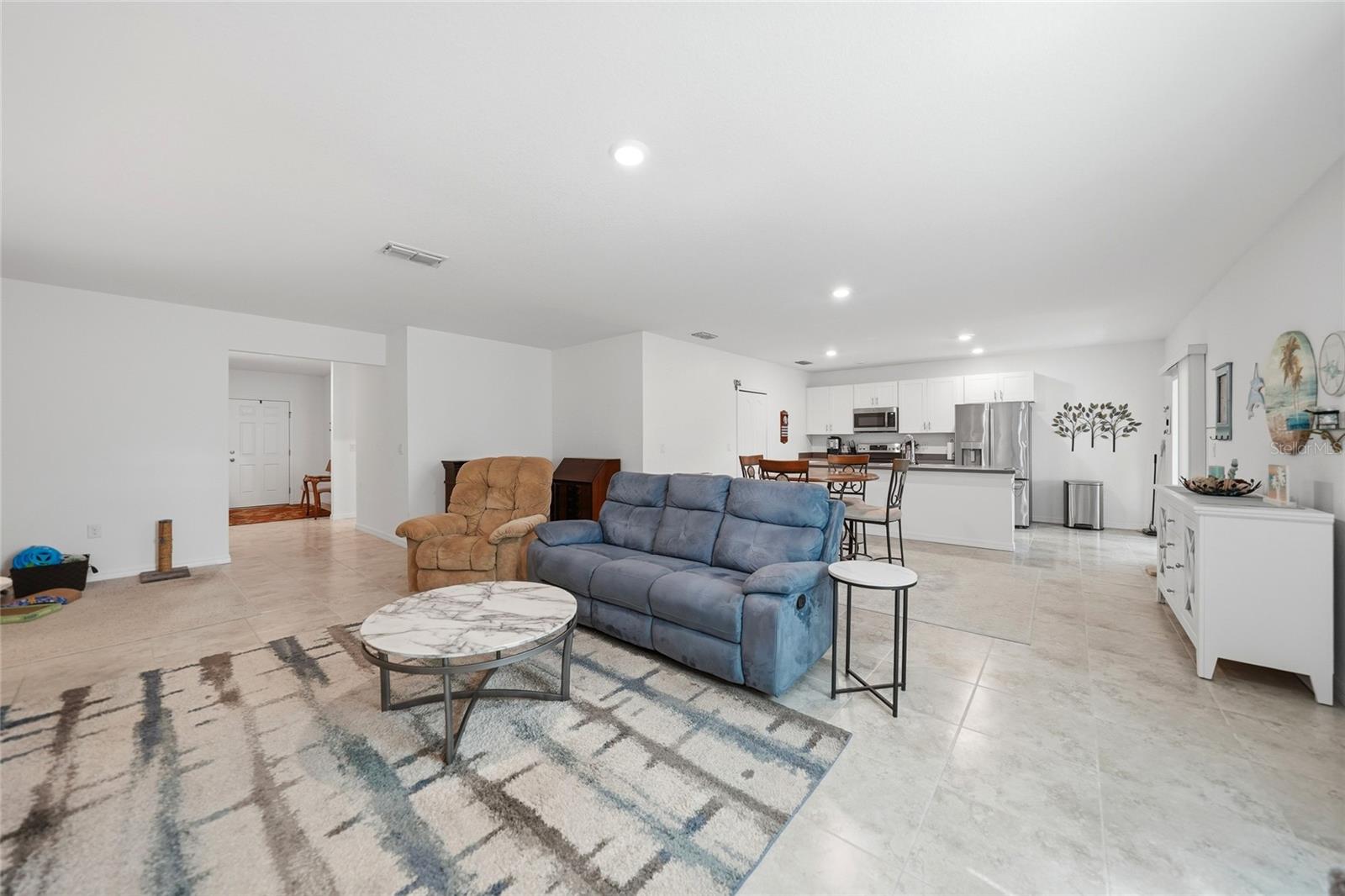 Image 2 of 31 For 25324 Aysen Drive