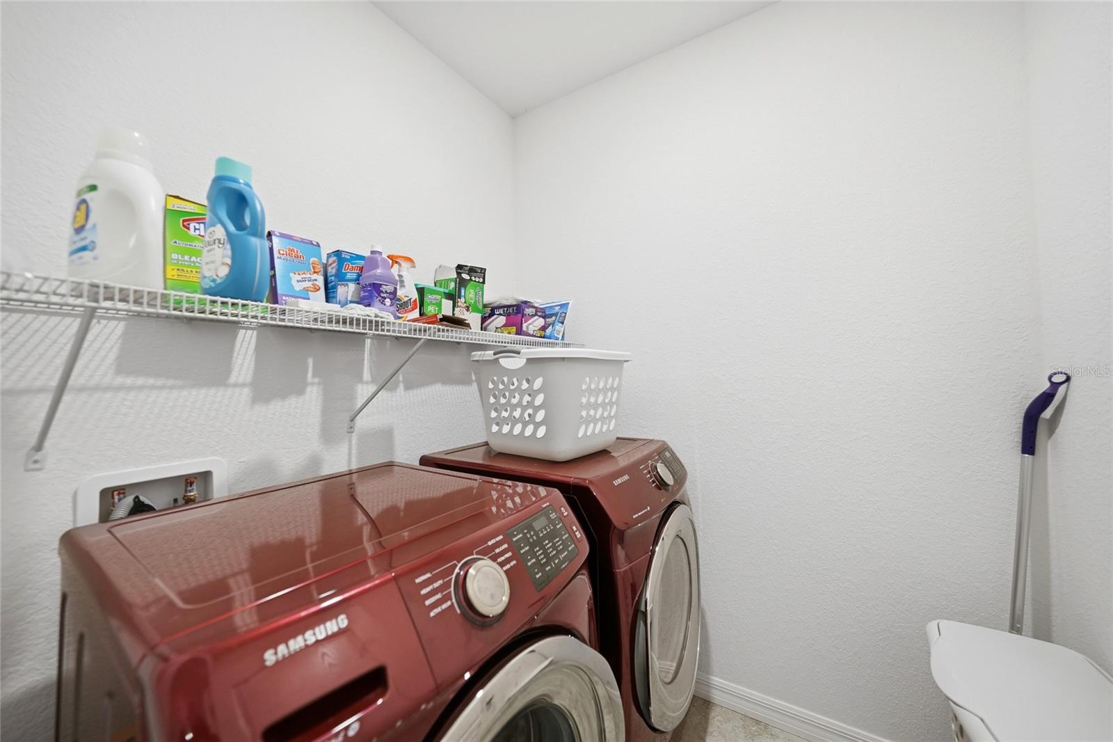 Image 22 of 31 For 25324 Aysen Drive