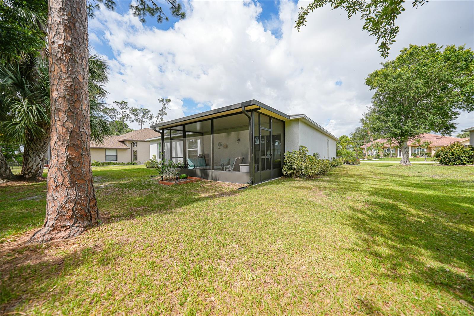 Image 25 of 31 For 25324 Aysen Drive