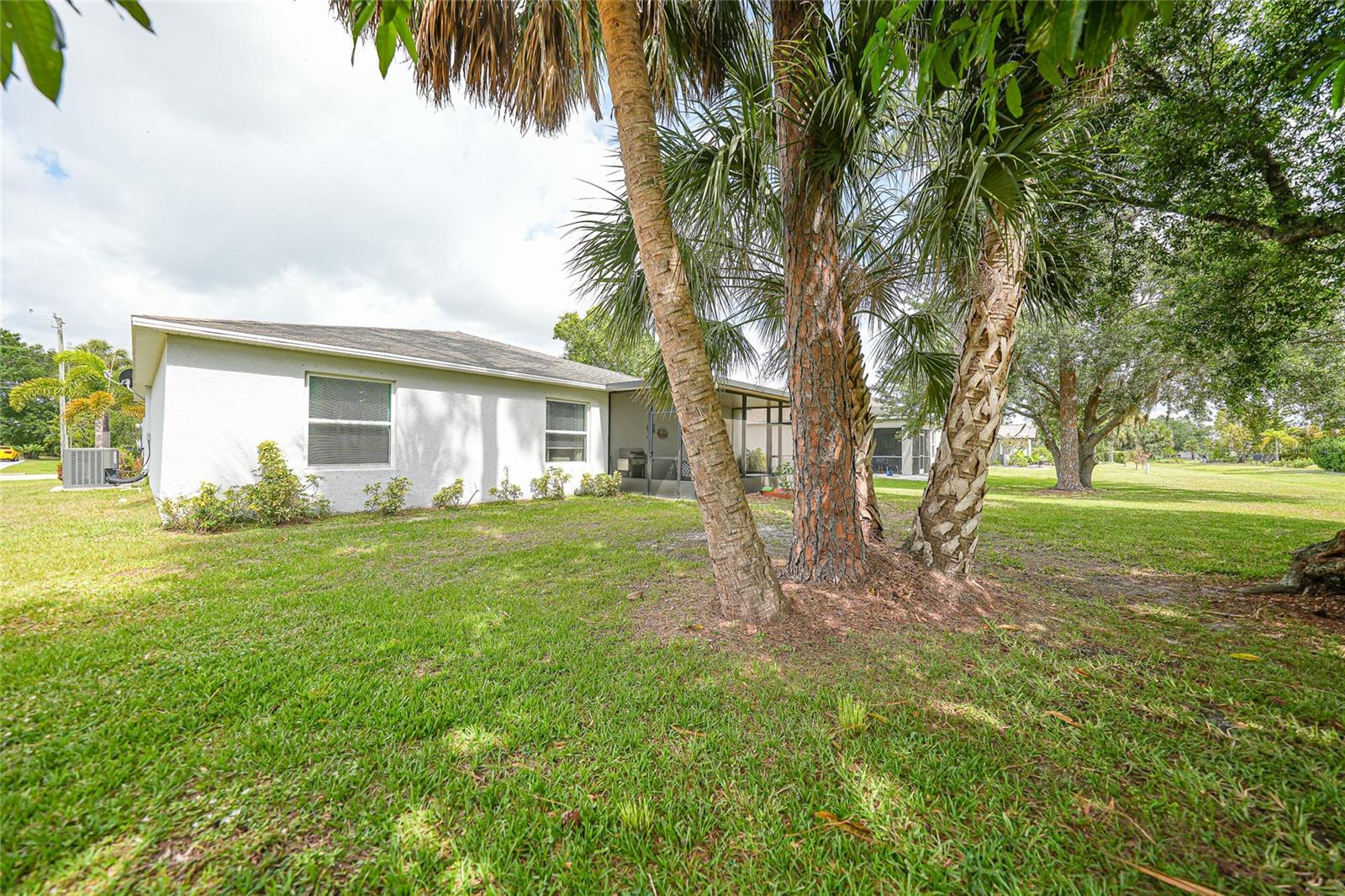Image 26 of 31 For 25324 Aysen Drive