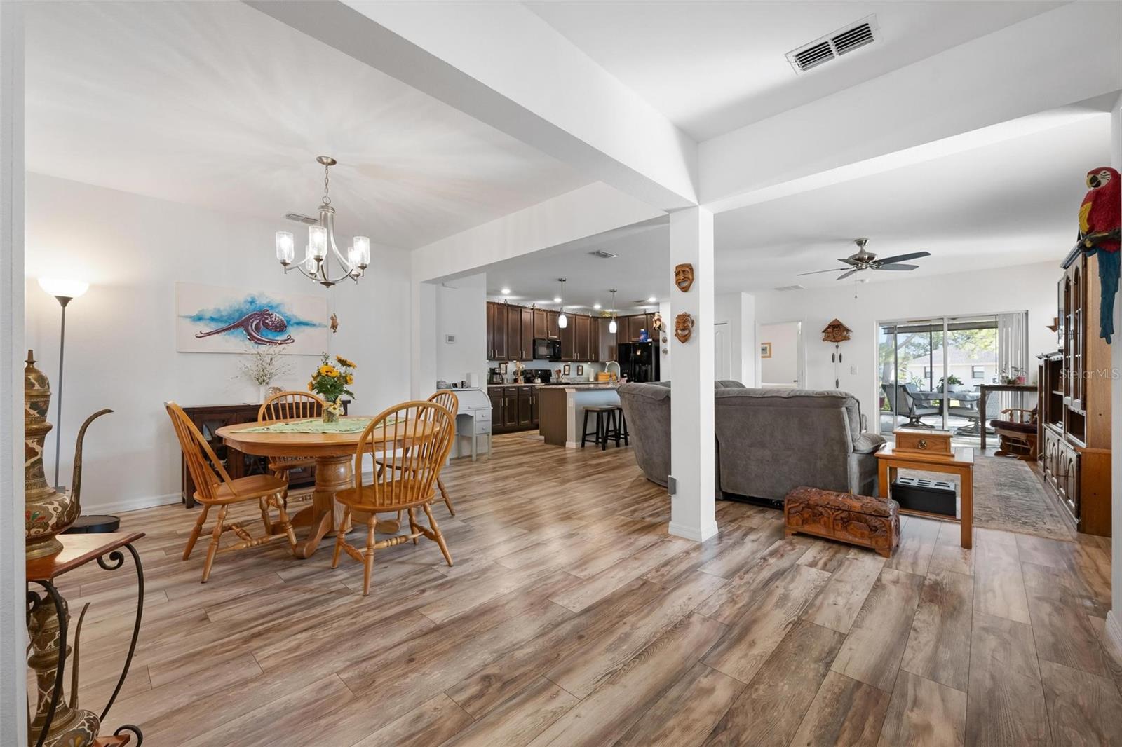 Image 3 of 44 For 25901 Aysen Drive