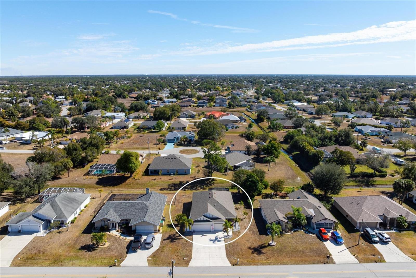 Image 38 of 44 For 25901 Aysen Drive
