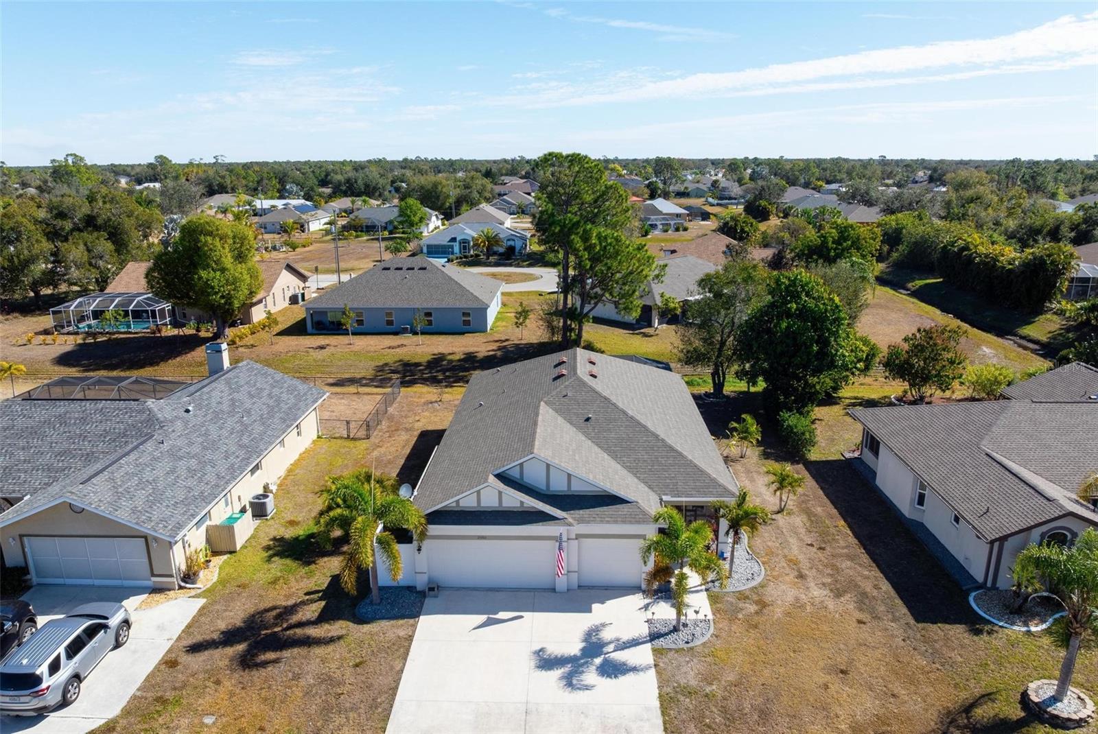 Image 4 of 44 For 25901 Aysen Drive