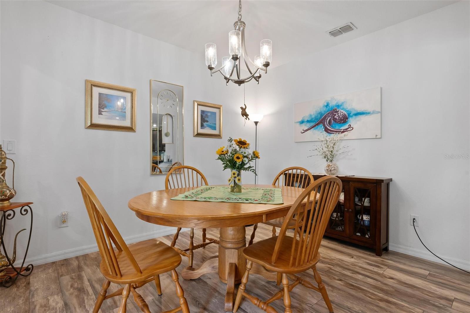 Image 6 of 44 For 25901 Aysen Drive