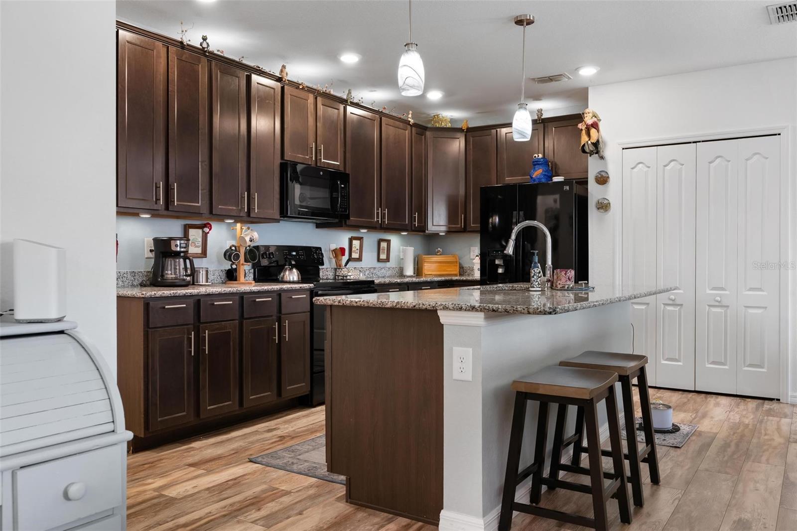 Image 9 of 44 For 25901 Aysen Drive