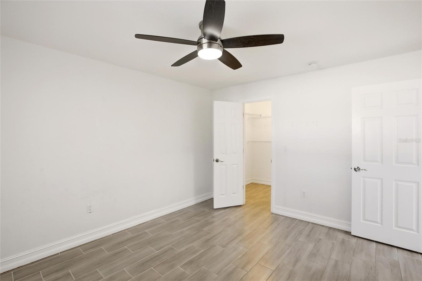 Image 33 of 73 For 176 Waterway Drive Nw