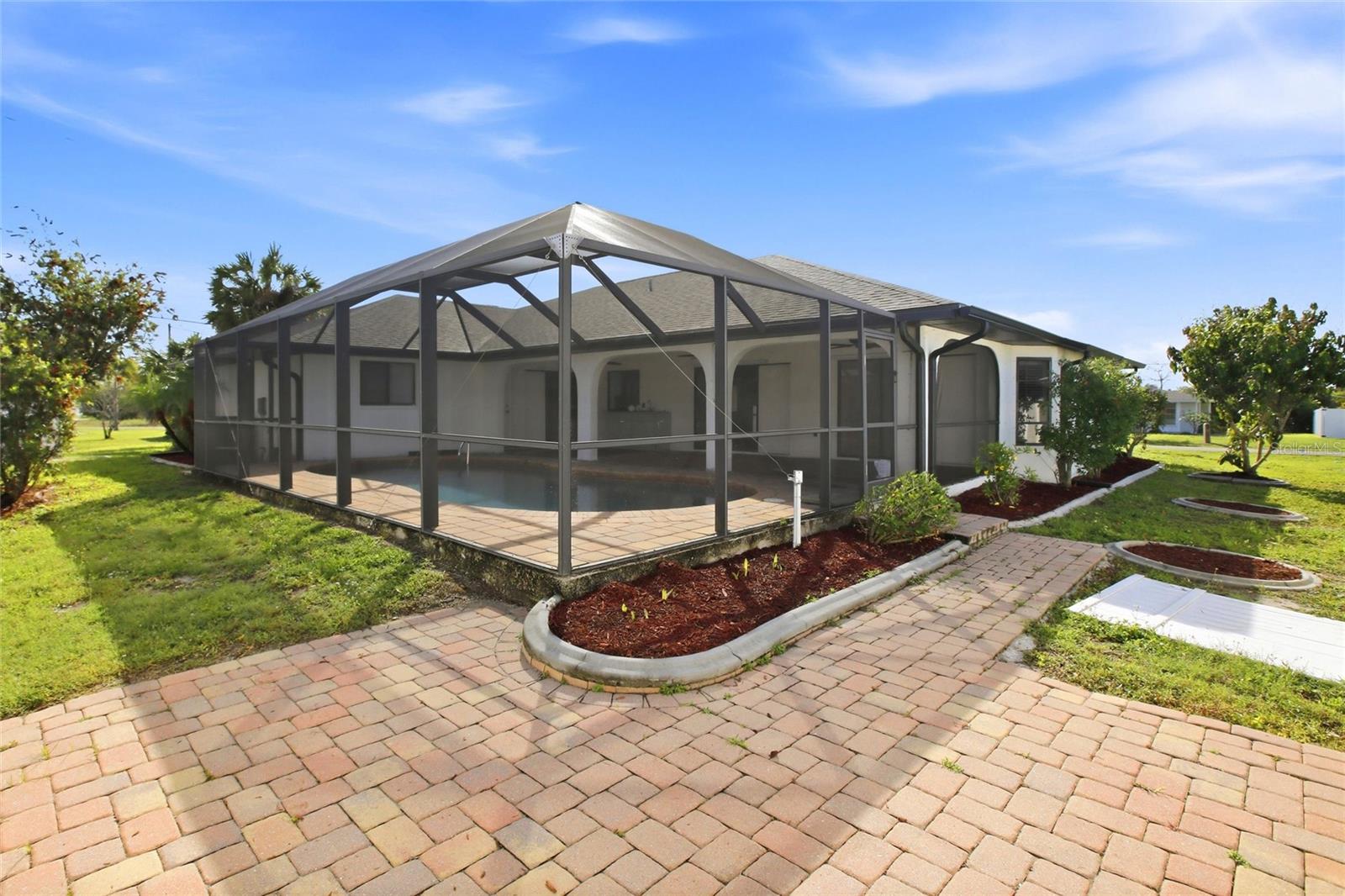 Image 65 of 73 For 176 Waterway Drive Nw